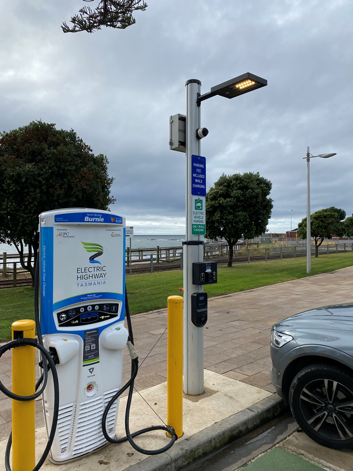 UA MFP CUSTOM EV CHARGING POLE